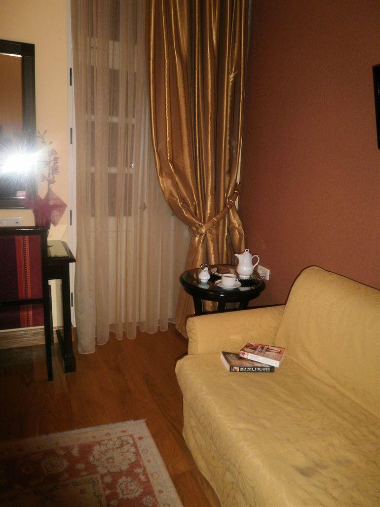 Aetoma Hotel Nafplion Exteriör bild